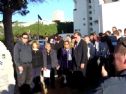 The parents and the Haifa Mayor near the monumnet