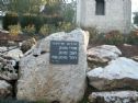 The monument at the place where the paths meet